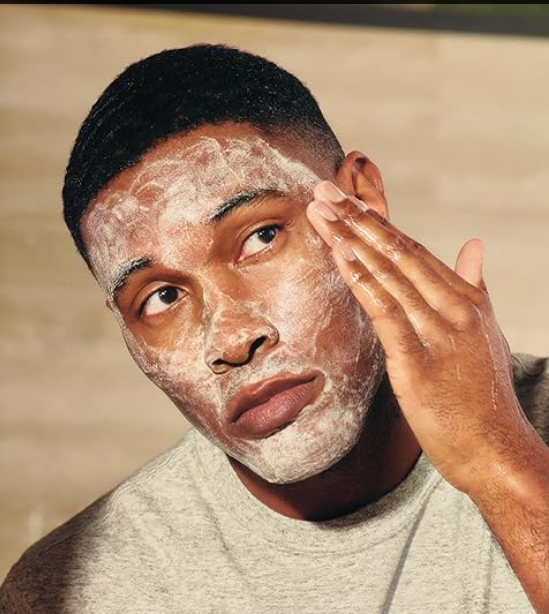 คลีนเซอร์ล้างหน้าสูตรเพิ่มความชุ่มชื้นสำหรับผู้ชาย Men’s Hydrating Facial Cleanser